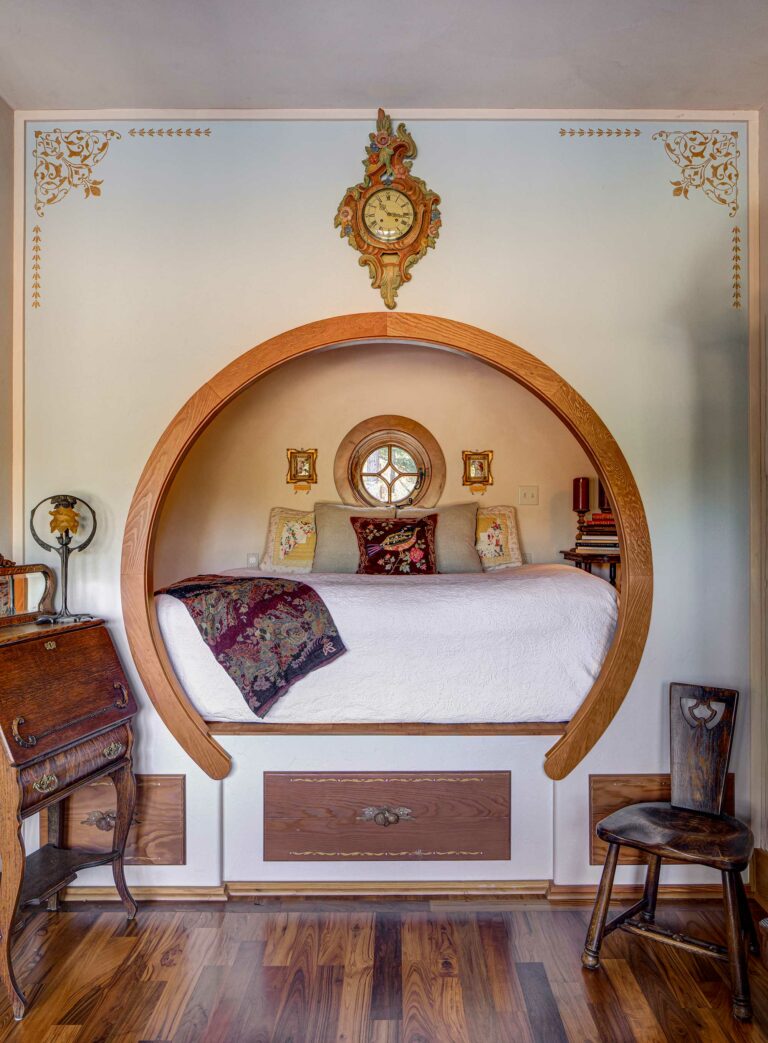 hobbit house bedroom